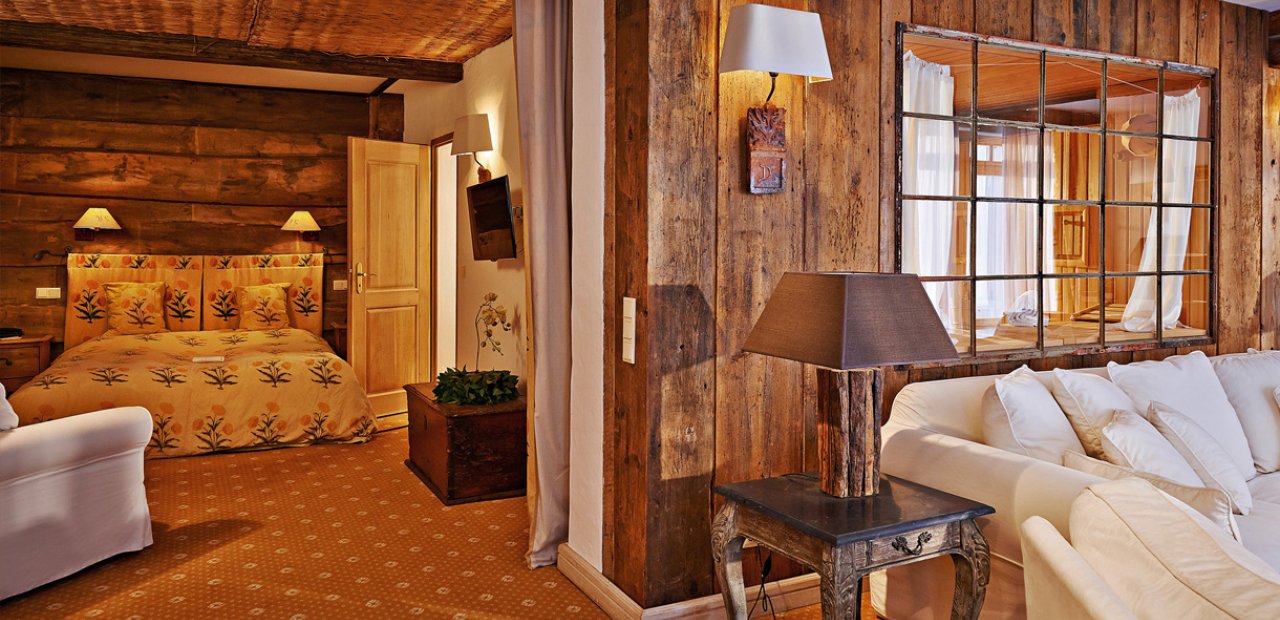 GrosseLandhausSuite_1220x798_002.jpg