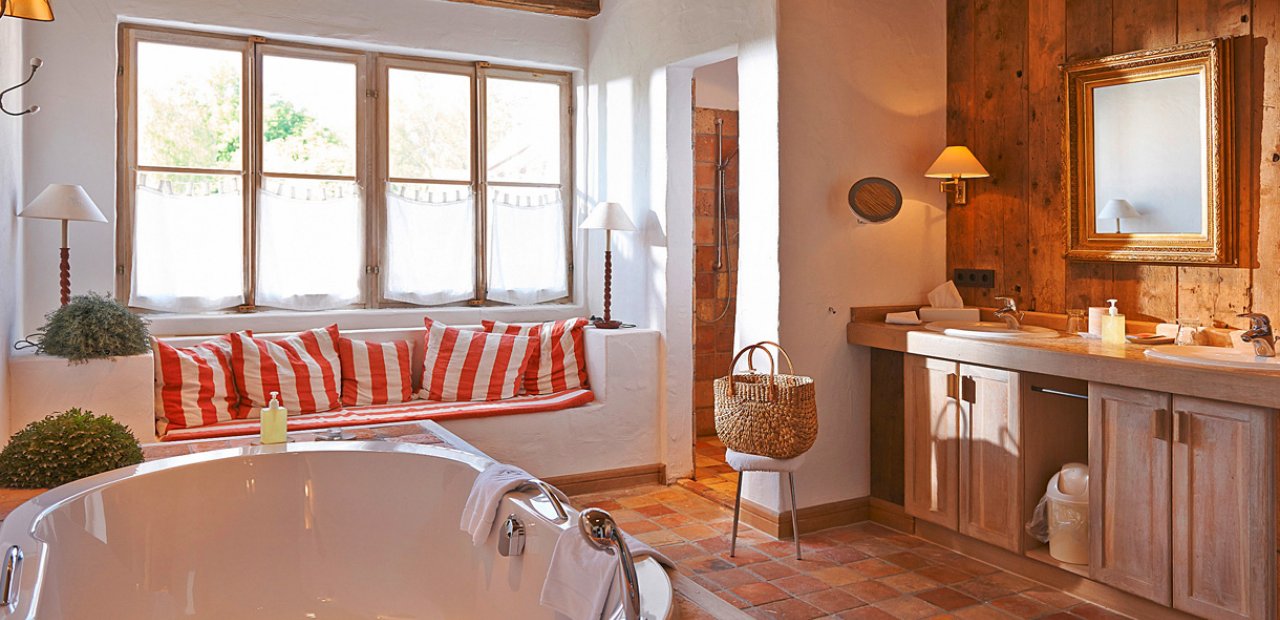 SPA_Suite_1220x798_005.jpg