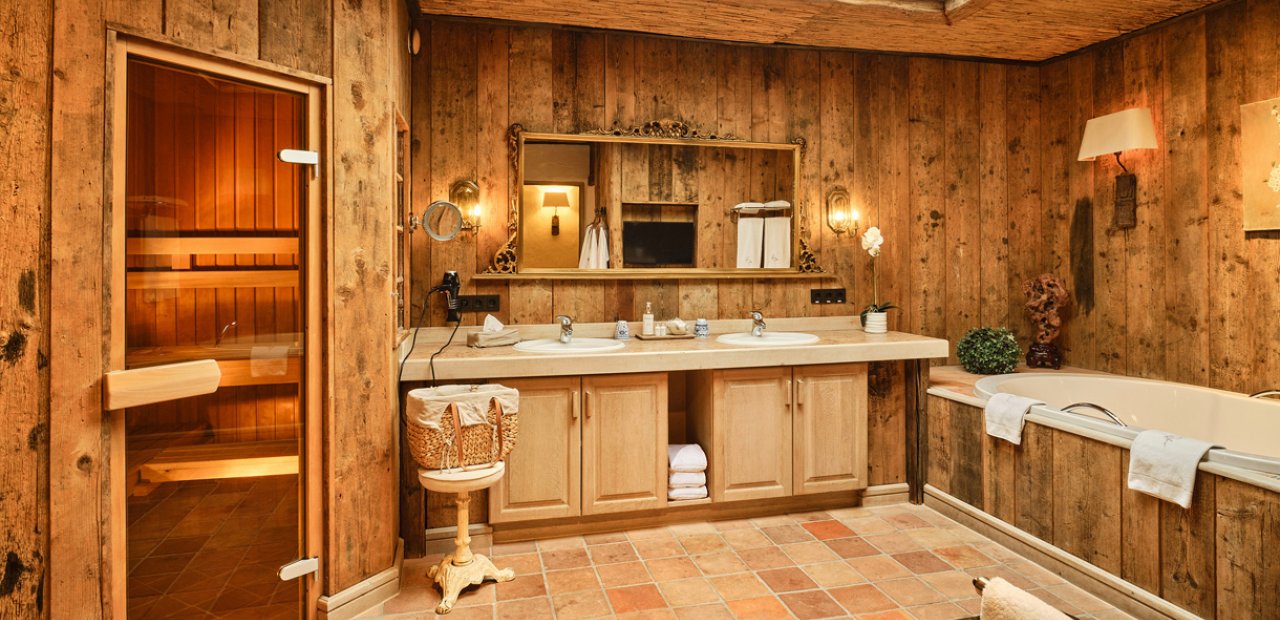 Grosse_SPA_Suite_1220x798_005.jpg